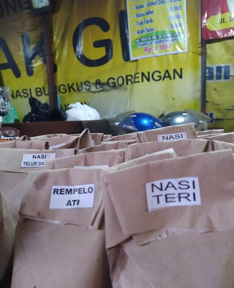 Nasi Kucing Pak Gik Gajahmada Semarang