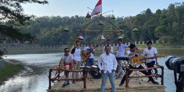 Pertunjukan Musik di Situ Wanayasa via IG @siisueb