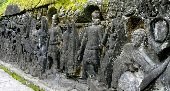 Relief Pura Yeh Pulu