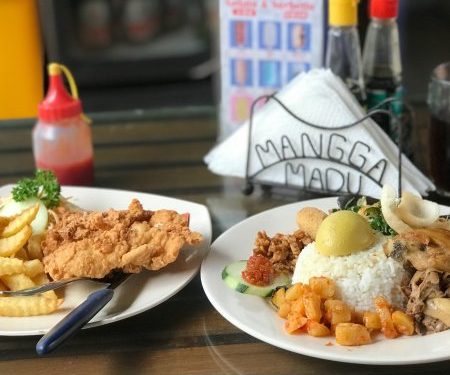 Warung Mangga Madu via Tripadvisor
