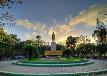 Alun-Alun Kediri via IG @resaagata69