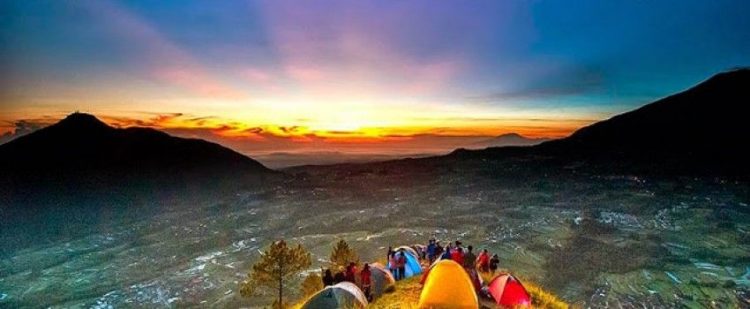 Gunung Andong – Magelang via Idntimes