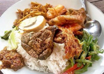 Warung Pojok via IG @deliciousbali