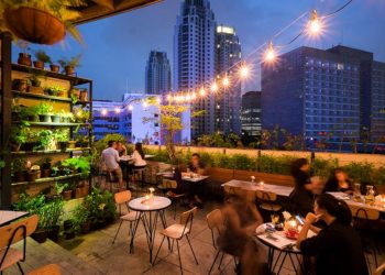 Hause Rooftop via Qraved