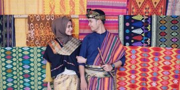 Kain Tenun Ikat Sasak