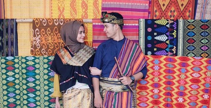 Kain Tenun Ikat Sasak