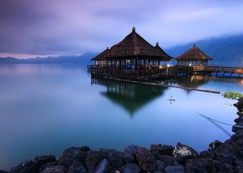 Resto Apung Kintamani