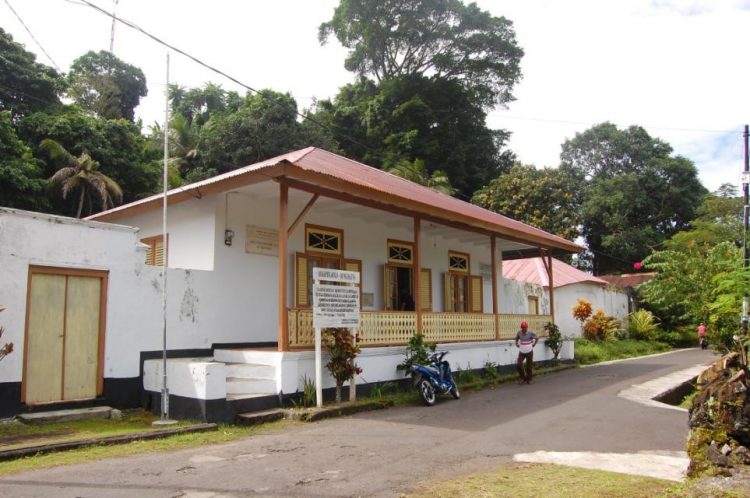 Rumah Pengasingan Bung Hatta via Wikipedia