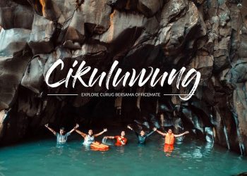 Mandi-mandi di Air Terjun Cikuluwung Pamijahan Bogor