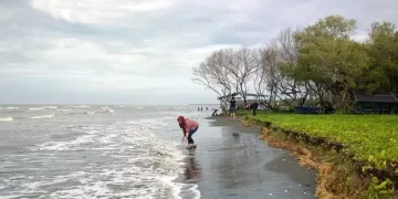 Pantai Marunda via Instagram.com @bekasi.update