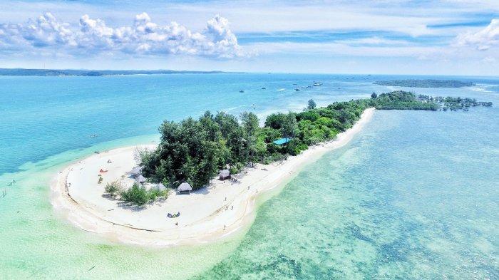 Pantai Pulau Beralas Pasir via Tribunnews