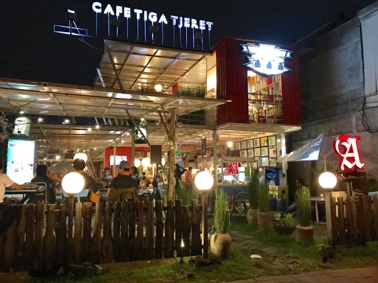 Cafe Tiga Tjeret - Tempat Nongkrong di Solo