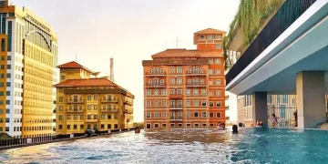 De Entrance Pool Arkadia_via www.instagram.com @de_entrance