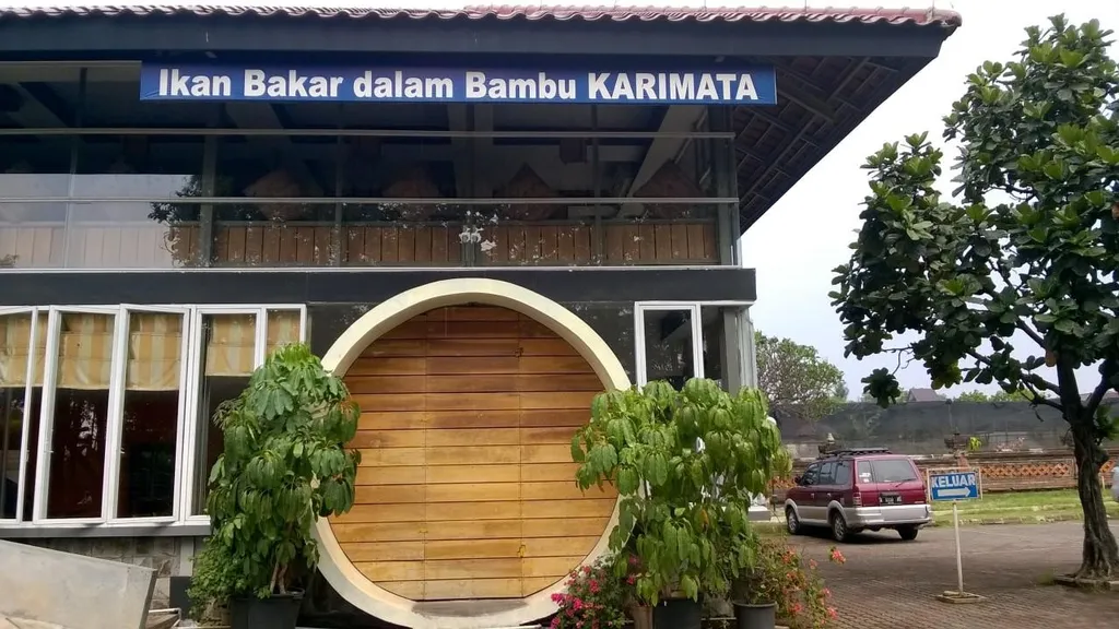 Ikan Bakar Dalam Bumbu Karimata - Restoran Sunda di Sentul Paling Populer, Tempat Makan Enak