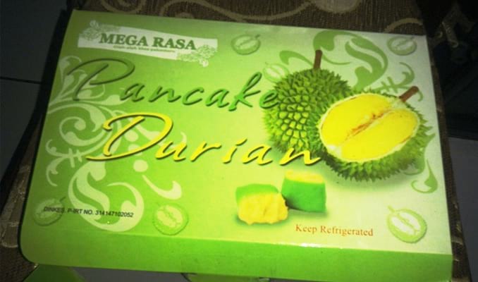 Pancake Durian - Oleh-oleh khas Pekanbaru