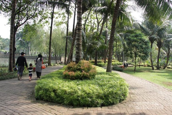Taman Dadap Merah via Detik