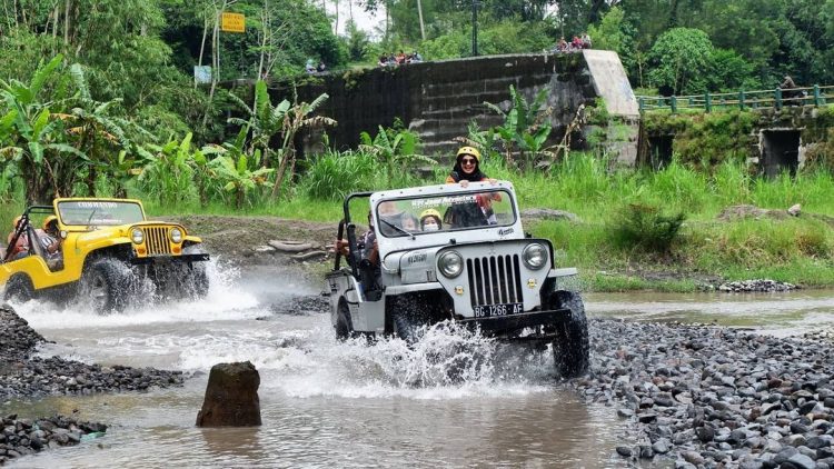 Jeep Merapi Lava Tour  via Pikiran Rakyat