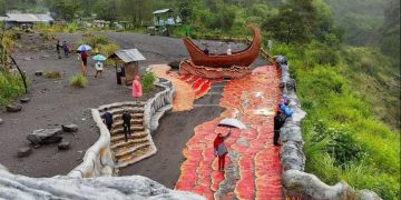 Wisata Batu Alien