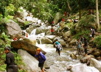 Air Terjun Mantikole via Unikpali