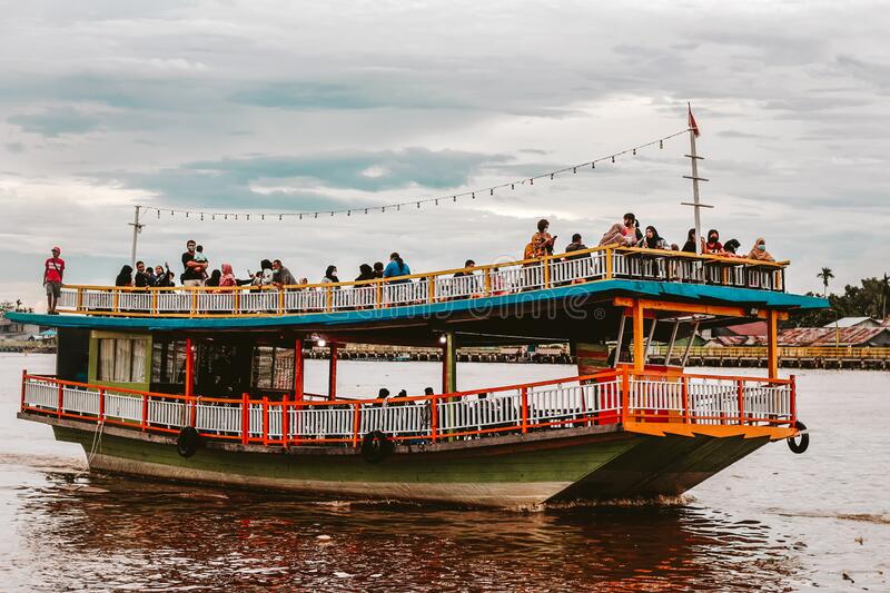 Kapuas River Cruise via Dreamstime