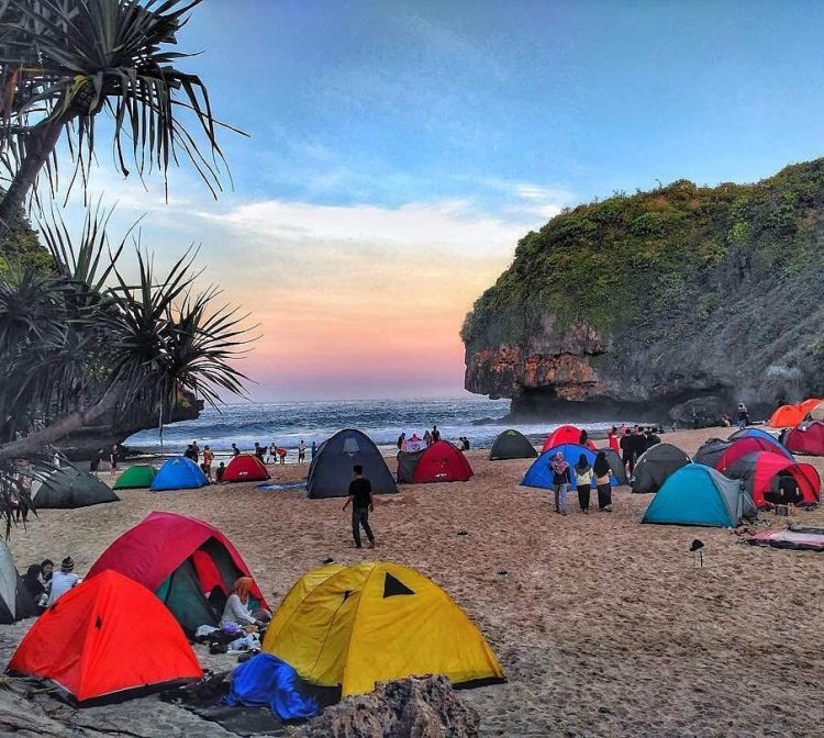 Pantai Greweng via Instagram.com @nafas_pendaki_5