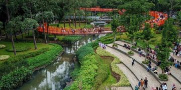 Tebet Eco Park via Avonturin
