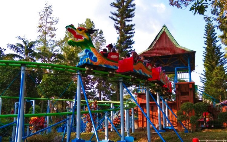 Wahana Roller Coaster Taman Kyai Langgeng Magelang Goto by Sih Widyatmo