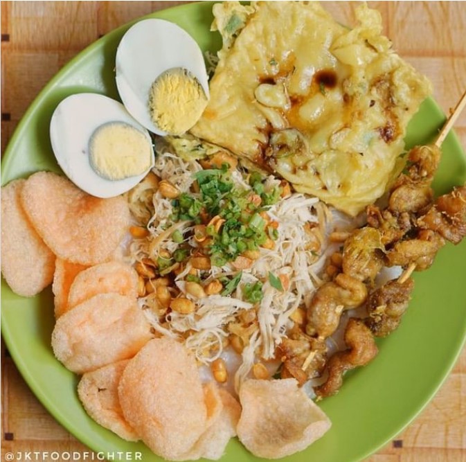 Bubur Ayam Mang H. Oyo via Instagram.com @jktfoodfighter