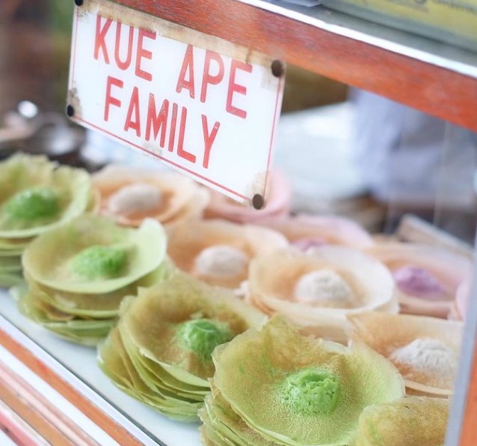 Kue Ape Family via Instagram.com @foodnotestoreis