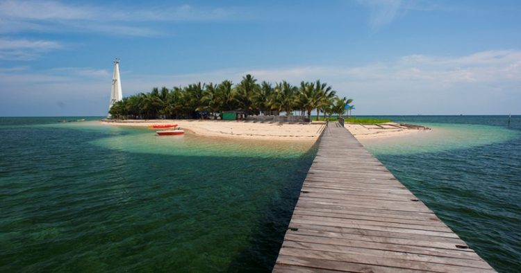 Pantai Pulau Beras Basah  