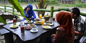 Pikasea Restoran Foto by Pikasto