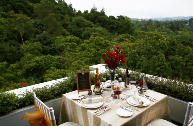 The Restaurant – Hotel Padma