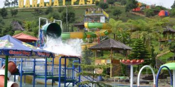 Kolam Renang Darajat Pass