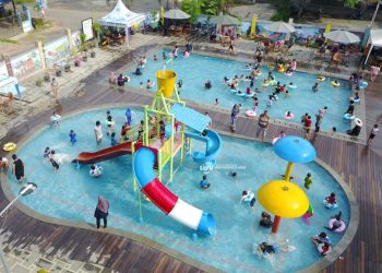 Kolam Renang Putri Borneo