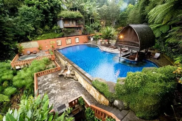 Kolam Renang SanGria Resort & Spa