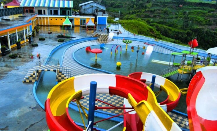 D’Qiano Hot Spring Waterpark