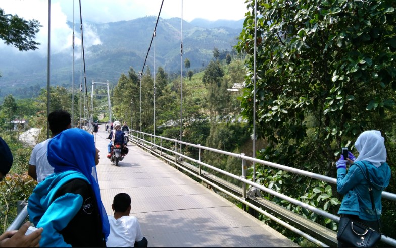 Jembatan Gantung Jrakah KHAERONI