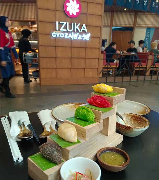 Izuka - Gandaria City Jazzy Melodi Bird