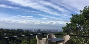 Rumah Miring via Instagram.com @rumah_miring_bandung