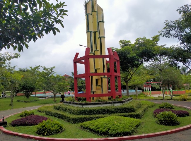 Taman Parakan Temanggung Rita Yulianti