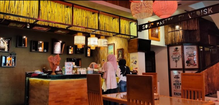 Kurma Resto & Coffee Shop via Google Maps Kukuh Pambuka Putra