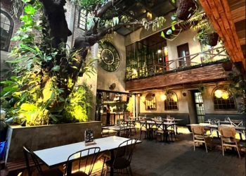 Mbience Garden Bistro Ingrat Okvan Sigalingging