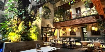 Mbience Garden Bistro Ingrat Okvan Sigalingging