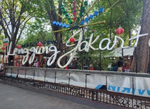 Lenggang Jakarta (Taman Jajan Monas Jakarta)