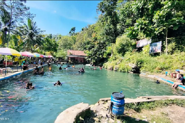 Kolam Renang Alang via POrtal Baraya