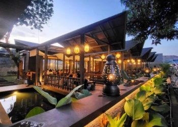 RM Dapoer Emak Pati Susy Kurniawati