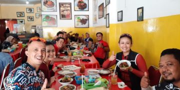 RM Sop Buntut Bu Leman Karya T