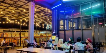 Cafe Gue Arif Rahmanh