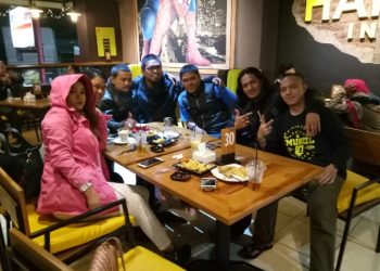 Hangout Cafe Garut Irwan Armanda