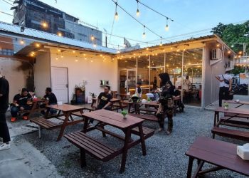 LO.LO Coffee & Resto Indramayu